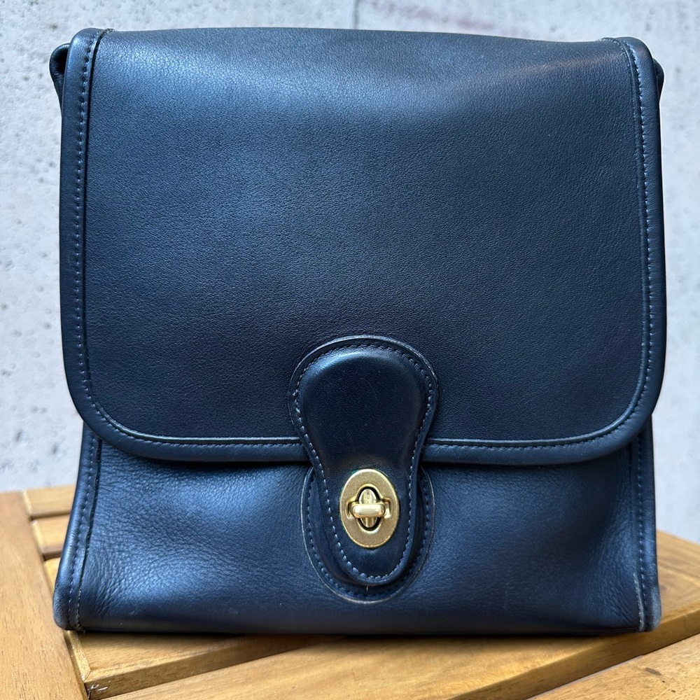 Vintage Coach Shelburne Navy Bag Purse
